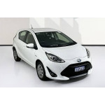 Prius C (NHP10R) (2011 -...) 